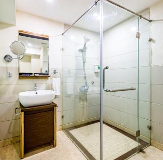 Mylapore Tiruvallikk Hotel | The Bentley Seaside Boutique Hotel