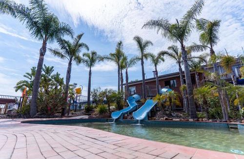 Merimbula Resort | The Black Dolphin Holiday Park