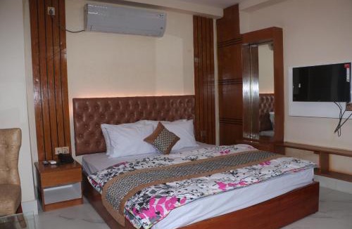 Chittagong Hotel | The Blue Moon Hotel