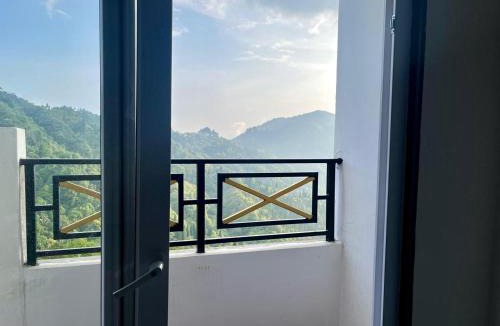 Darjeeling Bed & Breakfast | The Breeze Villa