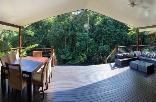 Bingil Bay House | ‘The Canopy’ The magic of the rainforest