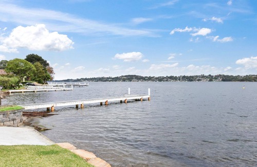 Coal Point House | The Captains Cottage