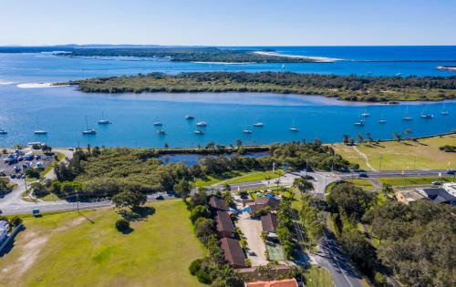 Yamba Hotel | The Carmel Yamba