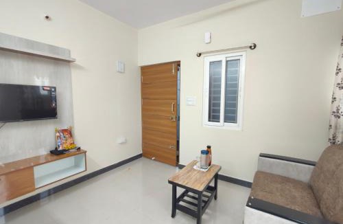 BTM 2nd Stage Apartment | The Cave Lakeside Luxe
