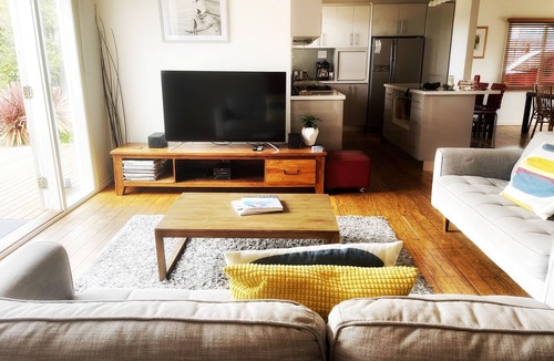Dromana House | The Cod Beachside Getaway