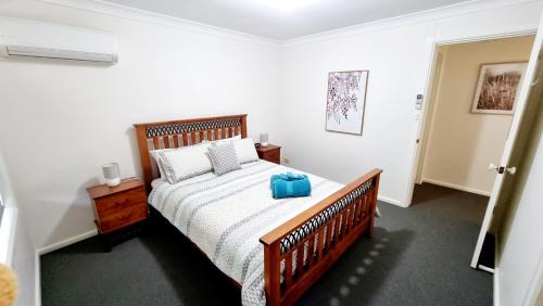 Hay Hotel | The Convent Boutique Accommodation plus Short Stay Holiday Homes