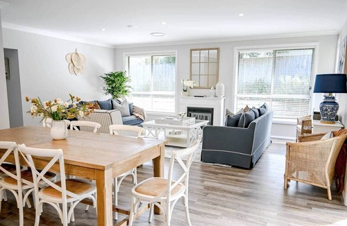 Moss Vale House | The Corner Cottage Moss Vale.