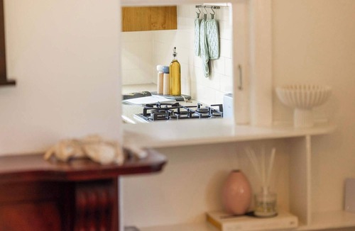 Shellharbour House | The Cottage - Shellharbour Village