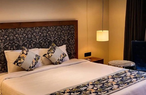 Naina Range Hotel | The Cozy Acorn Resort