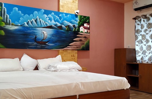 Kolkata Hotel | The Creek Club