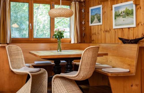 Elizabeth Beach House | The Deck