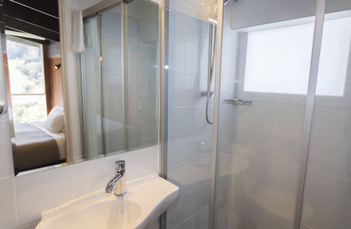 Thredbo Hotel | The Denman Hotel