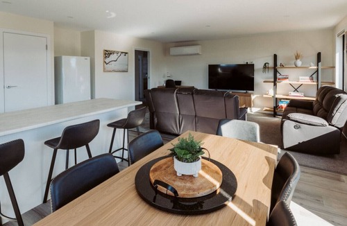 Shearwater House | The Drift Haus- Shearwater