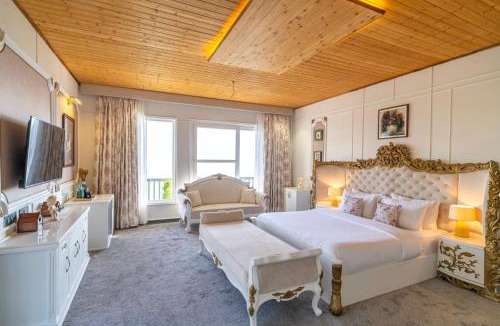 Mussoorie Hotel | The English Country House