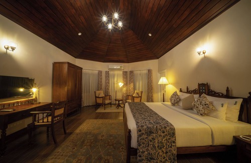 Suryanelli Hostel | The Farside Munnar