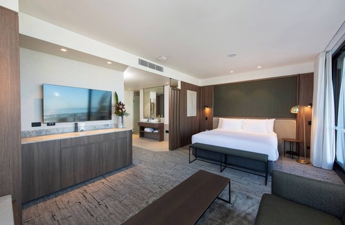 Glenelg Hotel | The George