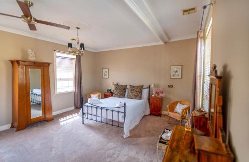 Yass Hotel | The Globe Inn