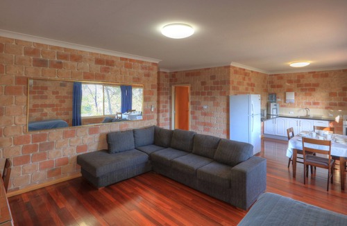Tenterfield Hotel | The Golfers Inn