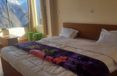 Auli House | The Grand Apple