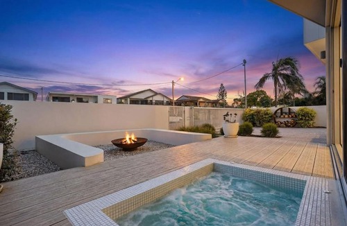 Shellharbour House | The Grand Ocean Vista