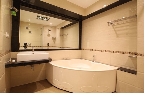 Central Pune Hotel | The Grand Tulip