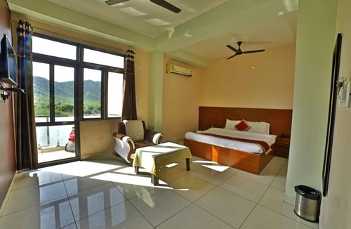 Jaipur Hotel | The Heritage Hotel