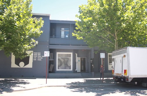 Perth Hotel | The Hive Hostel