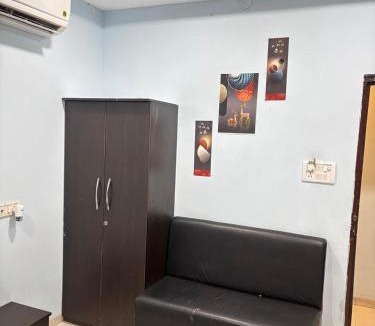 Indore Hotel | The Human Stay