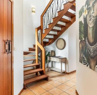 Yamba House | THE Islander - Waterfront with Pool - Holiday Yamba
