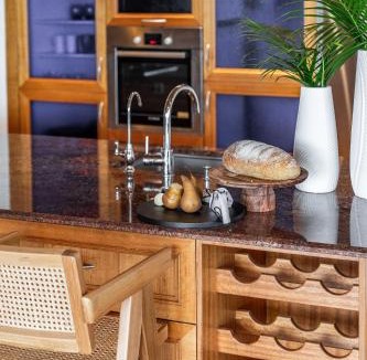 Yamba House | THE Islander - Waterfront with Pool - Holiday Yamba