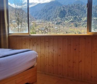 Lachung Hotel | The Jade Premium