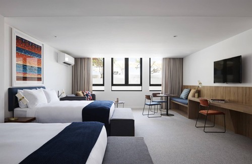 Spring Hill Hotel | The Johnson Brisbane - Art Series
