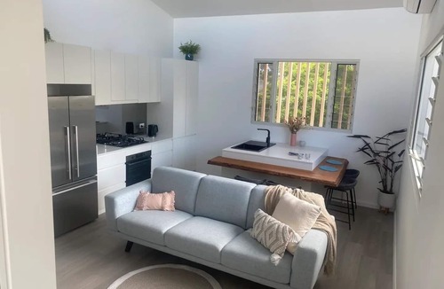 Merewether Heights House | The Loft @ Merewether Heights