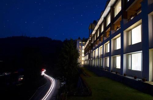 Kufri Resort | The Mōcana Himalayas, Shimla