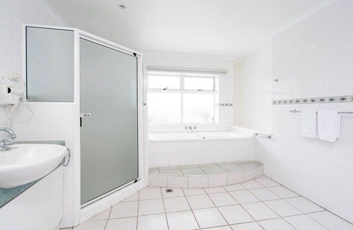 West Mackay Hotel | The Marco Polo
