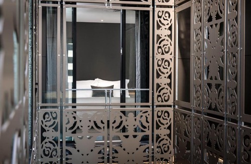 Perth Central Business District Hotel | The Melbourne Hotel