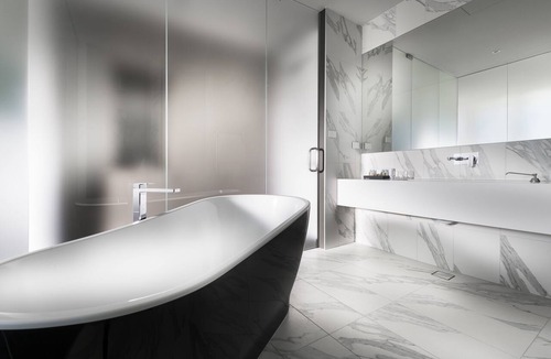 Perth Central Business District Hotel | The Melbourne Hotel