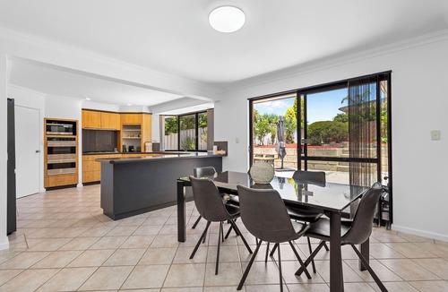 Dianella House | The Monaco Mansion Dianella - Sepal Stay