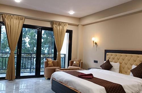 Pelling House | The Moon Retreat