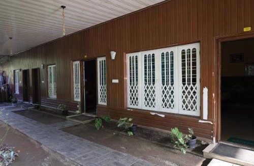 Moolakadai House | The new maha raja homestay munnar