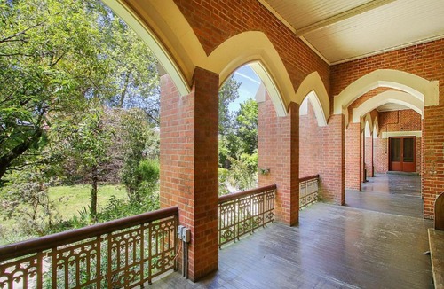 Beechworth Hotel | The Old Priory