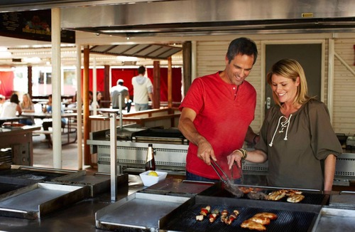Yulara Hotel | The Outback Hotel