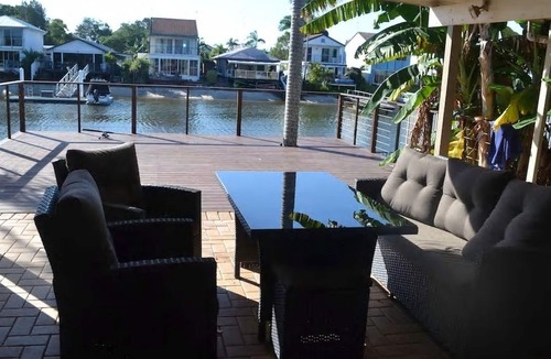 Mooloolaba House | The Palms Mooloolaba Water front home