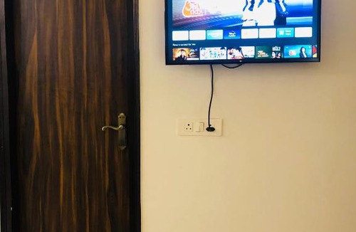 Bullawala Apartment | The Paradise