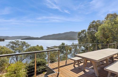 Taylor Bay House | The Point Lakehouse Eildon