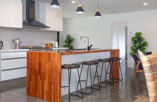 Iluka House | The Pool House