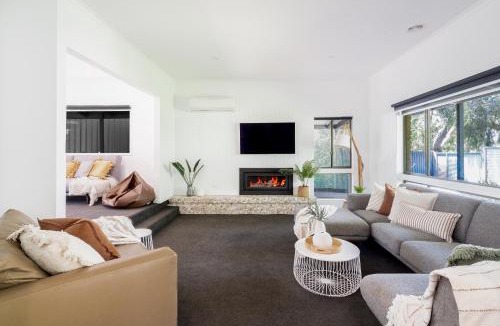 Rosebud House | The Pool House