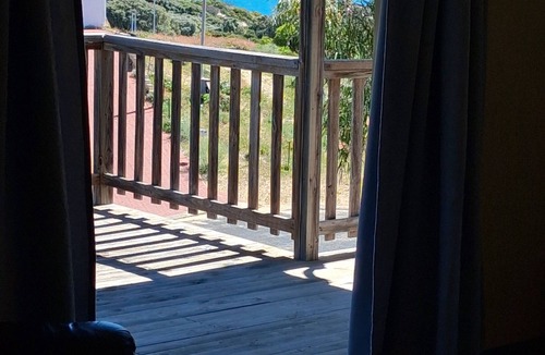 Preston Beach House | The Preston - Sunset Coastal Retreat