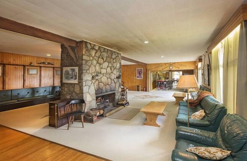 Berridale Cabin | The Range Lodge, Top of Barney's Mountain Range