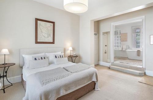 Hadspen Hotel | The Red Feather Inn